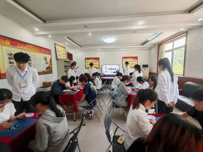 五子連珠繪青春 落子成詩(shī)韻校園 —— 社團(tuán)文化交流節(jié)五子棋大賽策劃與回顧